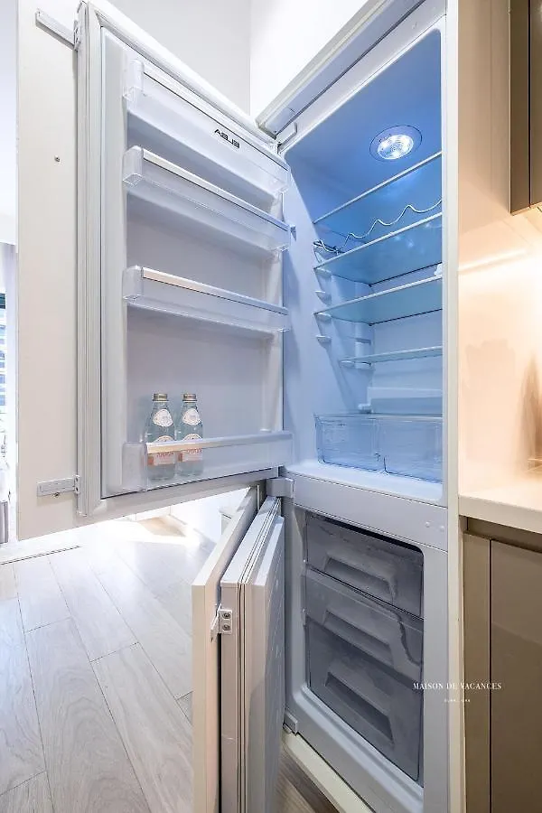 Large Balcony Studio 10Mins From Dubai Mall 0*,