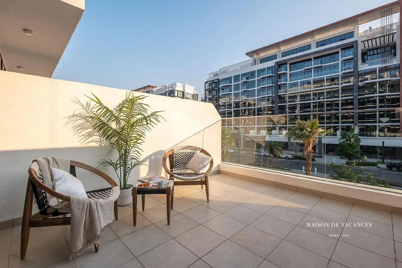 Large Balcony Studio 10Mins From Dubai Mall